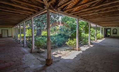 Casona Patronal  con hermoso parque