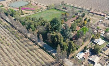 Casona Patronal  con hermoso parque