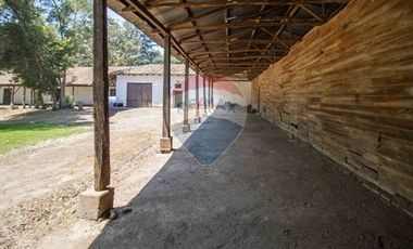 Casona Patronal  con hermoso parque