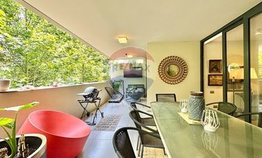 2 Dormitorios con mas de 150m2 totales