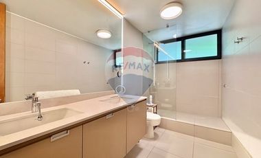 2 Dormitorios con mas de 150m2 totales