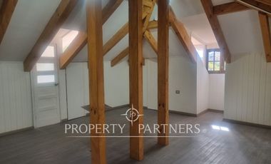 Hermosa y recién remodelada propiedad en Sector El Principal