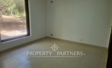 Hermosa y recién remodelada propiedad en Sector El Principal