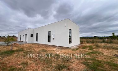 Moderna casa nueva en Condominio San Manuel