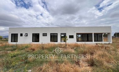 Moderna casa nueva en Condominio San Manuel