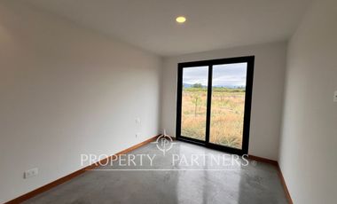 Moderna casa nueva en Condominio San Manuel