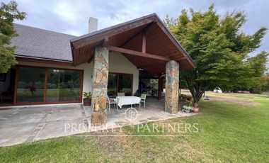 Gran casa en exclusivo condominio Brisas de Zapallar