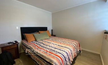 ¡Exclusivo Townhouse de 3 Pisos en Condominio Tranquilo!  Relájate en tu hogar con la tranquilidad de un entorno seguro.