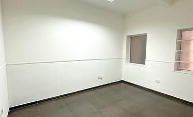 Departamento en Venta de 3 dorm. Patio con parque. Zárate