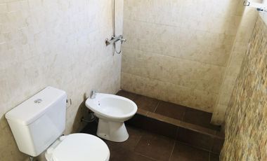 Dos ambientes con cochera en Mar de Ajó