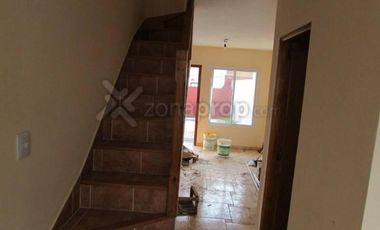 CASA EN VENTA TRIPLEX 4 AMBIENTES CON COCHERA EN SAN BERNARDO OPORTUNIDAD