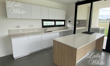 Casa a estrenar en venta - Lares de Canning, Ezeiza