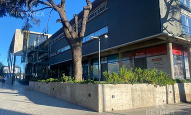 Venta Oficina con 2 Cocheras - Pilar