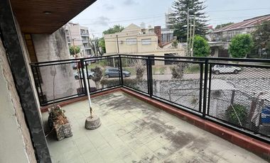 Casa 4 ambientes en venta - Quilmes Oeste