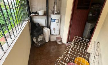 Casa 4 ambientes en venta - Quilmes Oeste