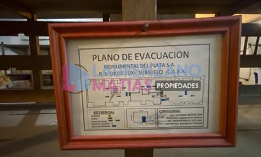 LOCAL CON DEPOSITO DE 720 M² - VILLA CRESPO