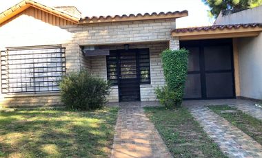 Casa en  La Margarita y Libertador