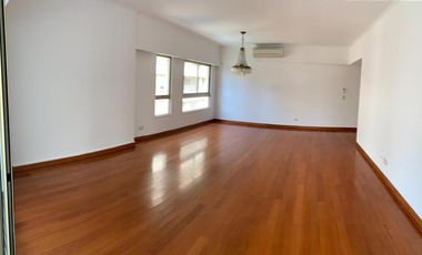 DEPTO  4 AMBIENTES SIN MUEBLES CON COCHERA Y BAULERA