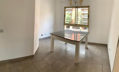 DEPTO  4 AMBIENTES SIN MUEBLES CON COCHERA Y BAULERA