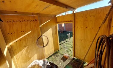 CASA EN CONSTRUCCIÓN EN SANTA ELENA