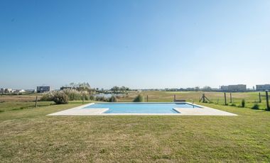 Casa venta San Sebastian Area2 exigentes privada vista al golf 6amb 4dorm 2plantas full amenities