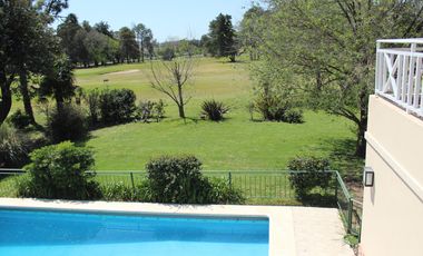 Venta , Alquiler Temporario. Casa  sobre el golf en  Golfers c.c