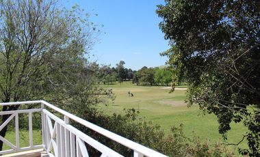 Venta , Alquiler Temporario. Casa  sobre el golf en  Golfers c.c