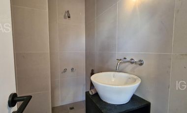 Casa en alquiler en Los Sauces, Nordelta