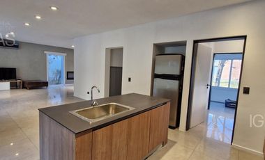 Casa en alquiler en Los Sauces, Nordelta