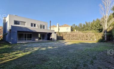 Casa en alquiler en Los Sauces, Nordelta