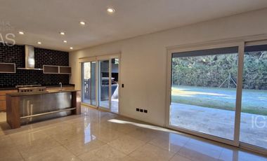 Casa en alquiler en Los Sauces, Nordelta