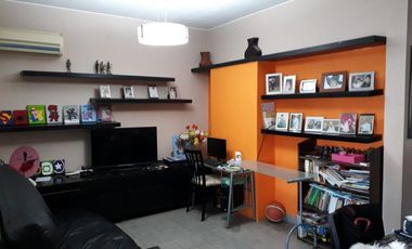 VENTA -Casa 4 dormitorios -  Azcuénaga, Rosario.