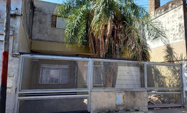 VENTA -Casa 4 dormitorios -  Azcuénaga, Rosario.