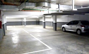 OPORTUNIDAD!!! VENTA COCHERAS HOLMBERG ON EN LA NUEVA Y RENOVADA URQUIZA JOVEN