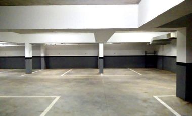 OPORTUNIDAD!!! VENTA COCHERAS HOLMBERG ON EN LA NUEVA Y RENOVADA URQUIZA JOVEN