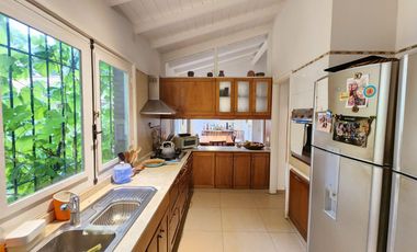 Casa en alquiler temporal - Lomas de San Isidro