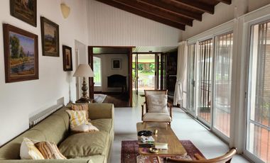 Casa en alquiler temporal - Lomas de San Isidro