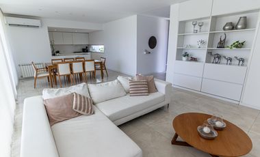 Venta Casa 2 dormitorios en Cantegril