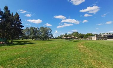 Casa Moderna | Barrio cerrado | privado Cardales Village | 4 ambientes | jardin | pileta | seguridad