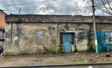 Galpón amplio a reciclar