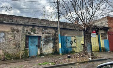 Galpón amplio a reciclar