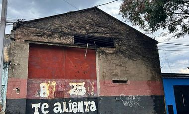 Galpón amplio a reciclar