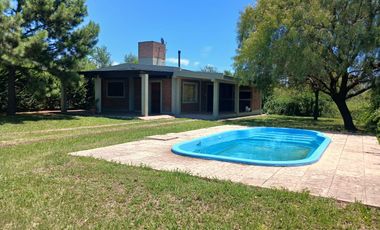 VENTA HERMOSA CASA 2 DORM AMUEBLADA LOS ESPINILLOS CERCA LAGO