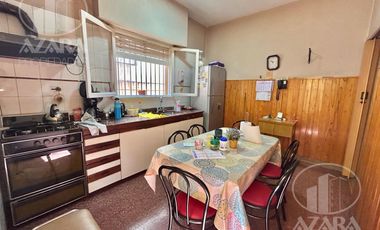 Casa 3 ambientes  en una planta    con  patio  en   florida