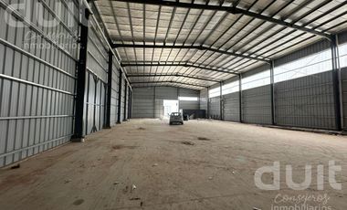 Nave de 1200 m2 - POLO 52