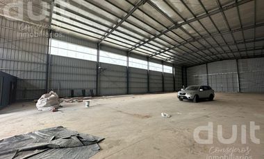 Nave de 1200 m2 - POLO 52