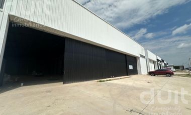 Nave de 1200 m2 - POLO 52