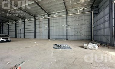 Nave de 1200 m2 - POLO 52