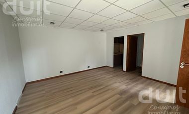 Nave de 1200 m2 - POLO 52