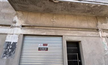 Local en Lanús Este